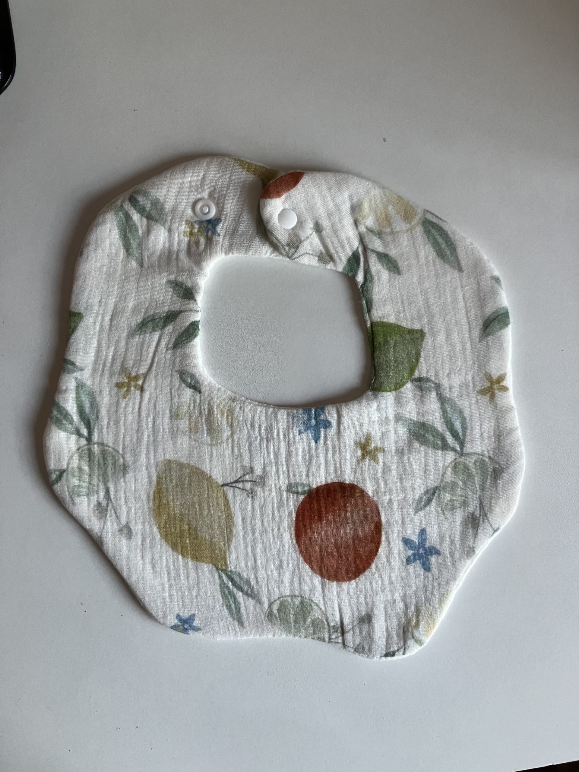 Babero muselina redondo diseños Frutas